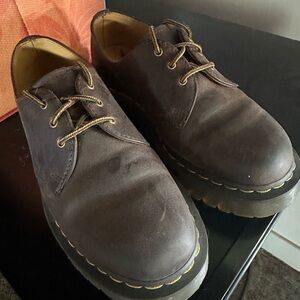 LIGHTLY WORN Dr Marten Oxfords